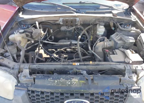 2005 Ford Escape Xls from USA, damaged, VIN 1FMYU02Z05KC91786